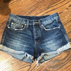 classic BDG shorts 💙